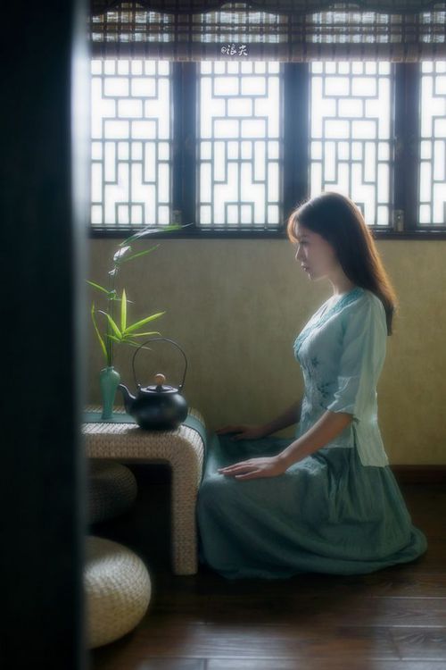 马洛卡以防反为主打出高效推进节奏，马卡洛夫式