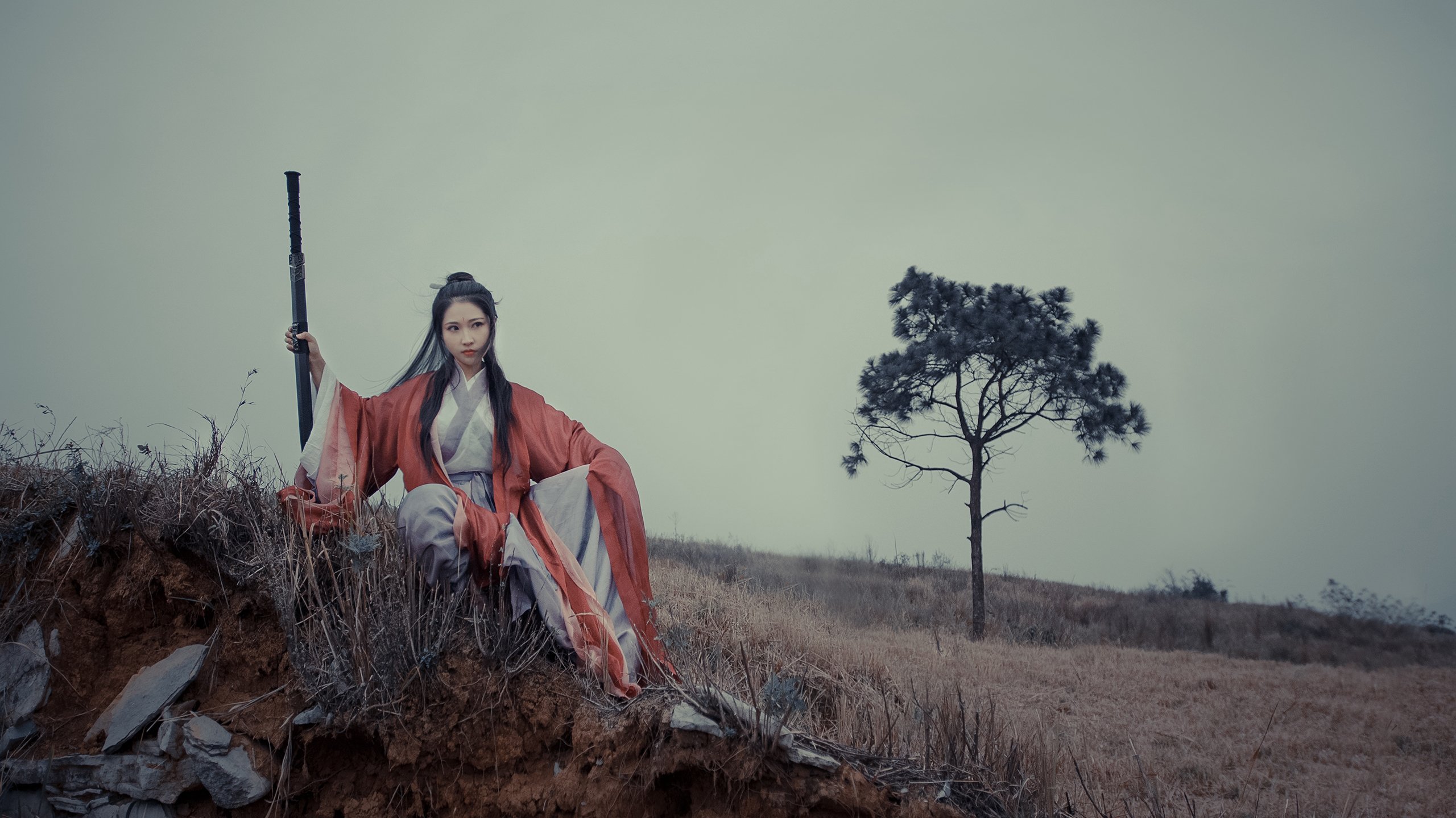 “华金·托比利亚的进攻威胁与防守能力，成就阿根廷美洲狮队的全能防线”