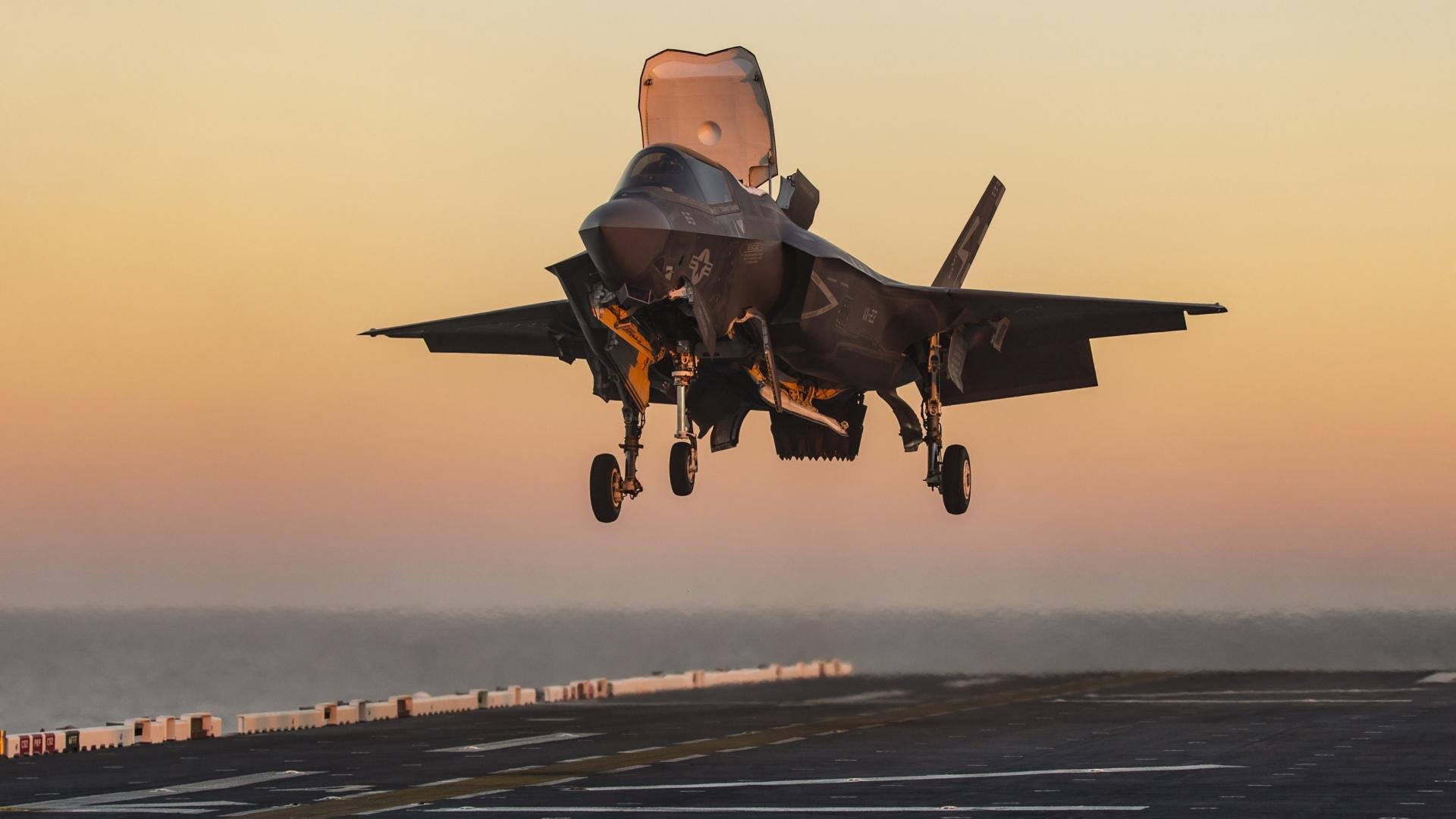 叶夫根尼娅·奇库诺娃200米蛙泳表现惊艳全场